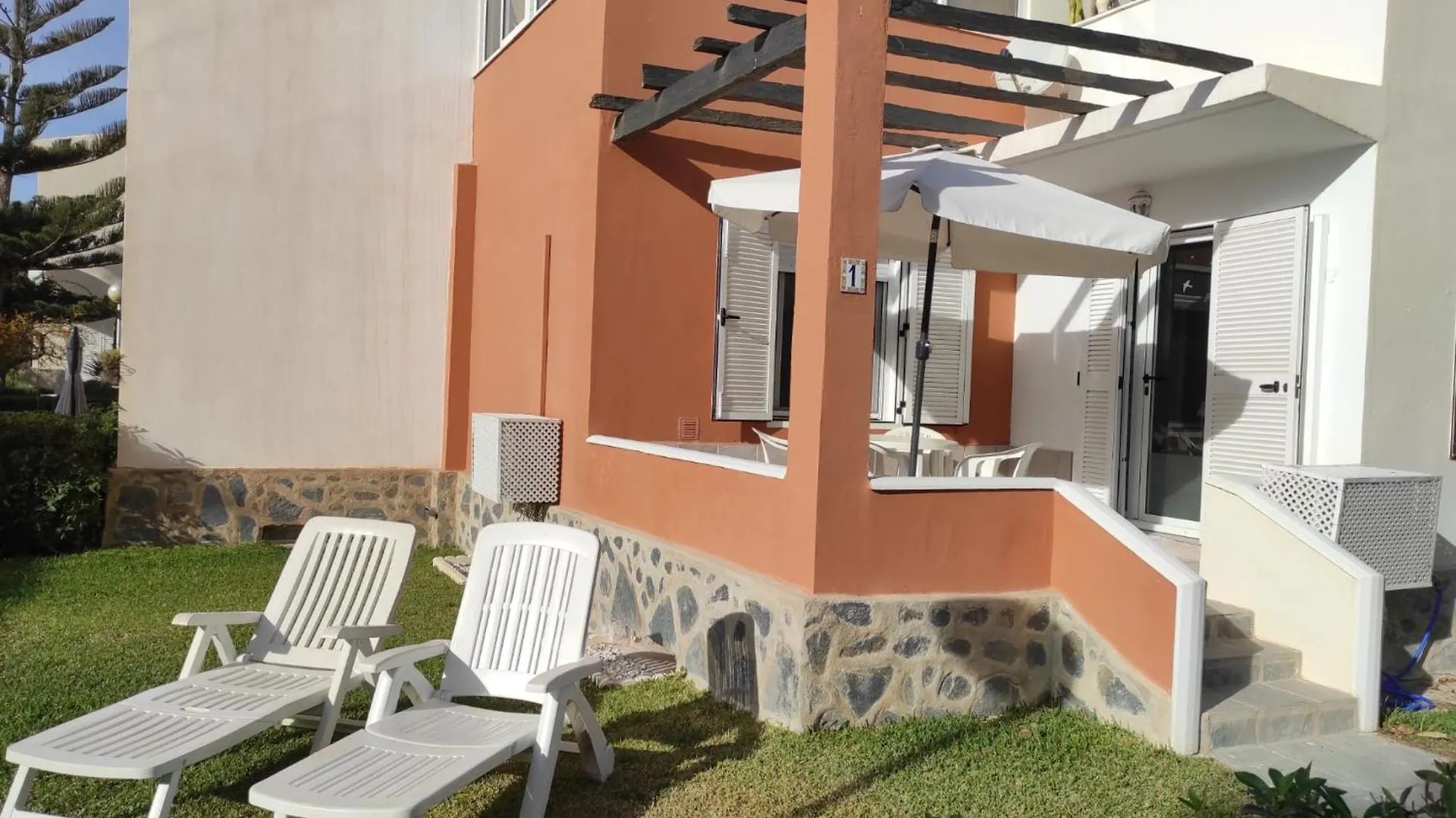 Vera Natura Apartamento Sara 0*,